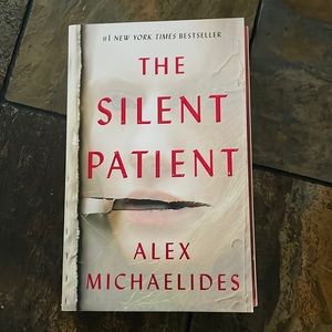 The Silent Patient- by Alex Michelides